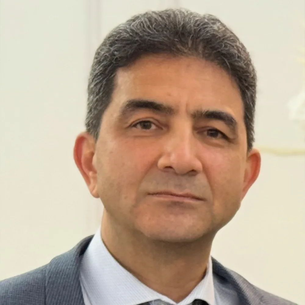 Nasir Bayat, verzekeringsarts